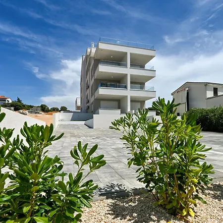 Amarilis With Private Jacuzzi Apartmán *
