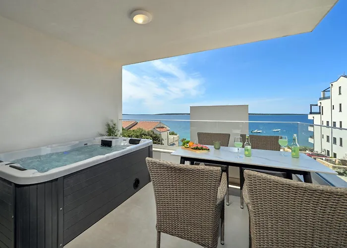 Amarilis With Private Jacuzzi Mandre