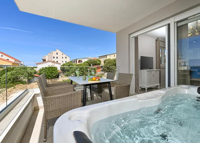 Apartmán Amarilis With Private Jacuzzi *