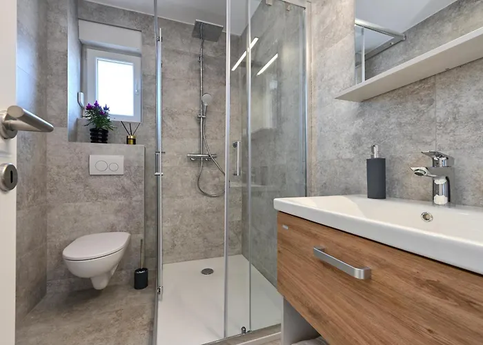 Amarilis With Private Jacuzzi *
